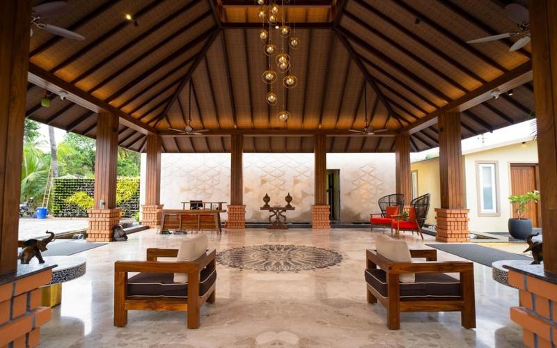 Gandharv Resorts Wai Exteriör bild